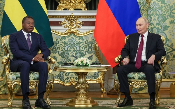 Kremlin : Fructueux échanges entre les Présidents Faure Gnassingbé et Vladimir Poutine pour un partenariat stratégique renforcé
