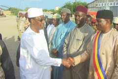 visite du président tchadienn Idriss Déby à Abéché