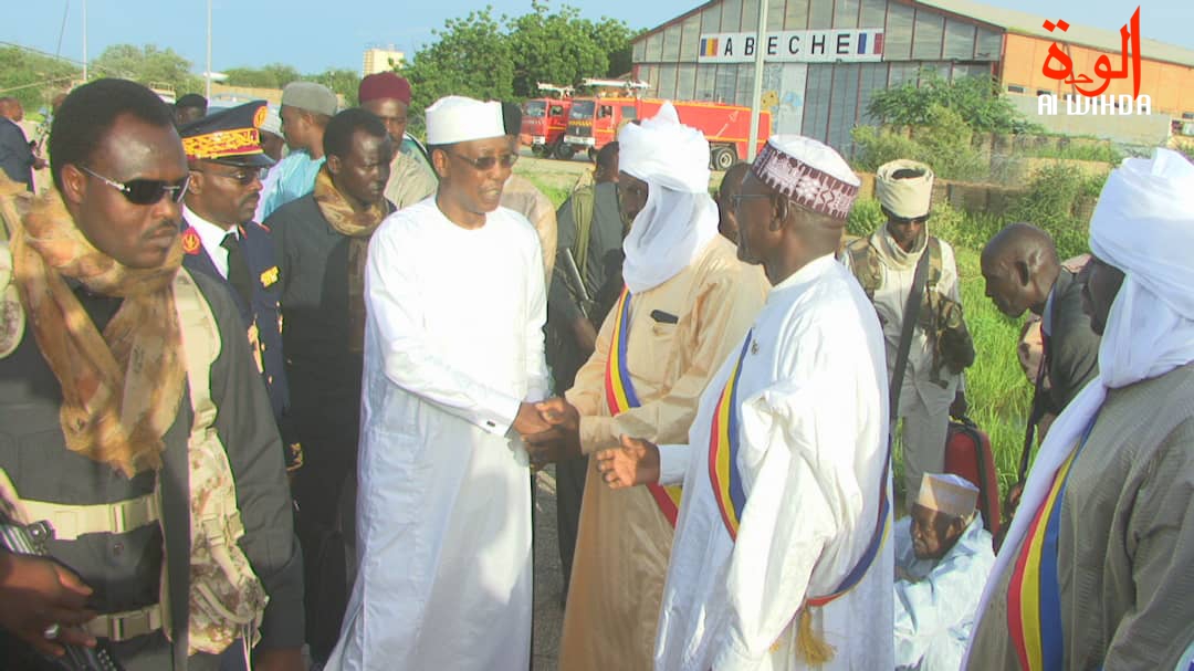 visite du président tchadienn Idriss Déby à Abéché