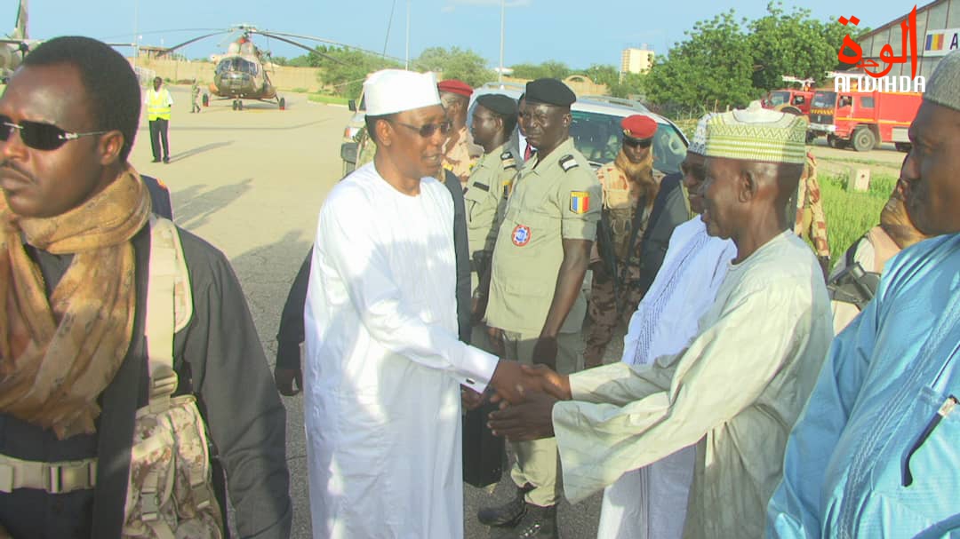 visite du président tchadienn Idriss Déby à Abéché