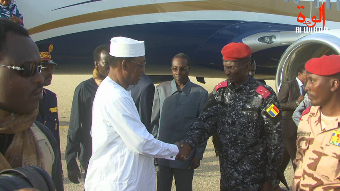 visite du président tchadienn Idriss Déby à Abéché