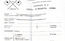 Un formulaire de demande de carte d'identité corse