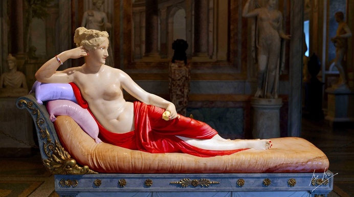 Statue en marbre ciré