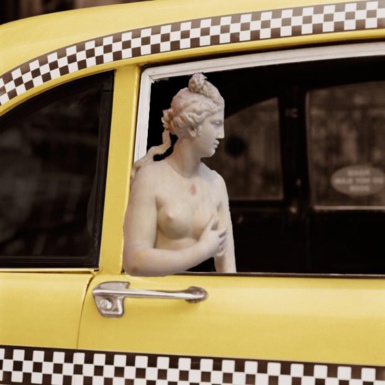 Quel aurige aurait l'audace de laisser sur le bord de la route notre sublime Aphrodite ? Quel aurige aurait l'audace de laisser sur le bord de la route notre sublime Aphrodite ?