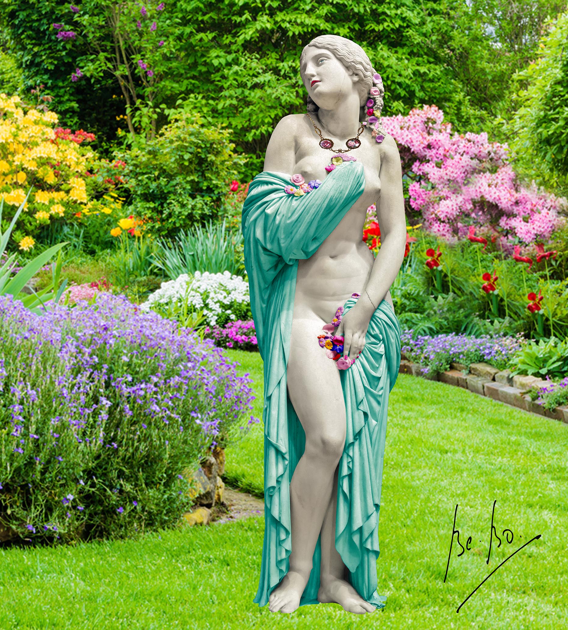 Chloris, sensuelle, dans son univers Chloris, sensuelle, dans son univers