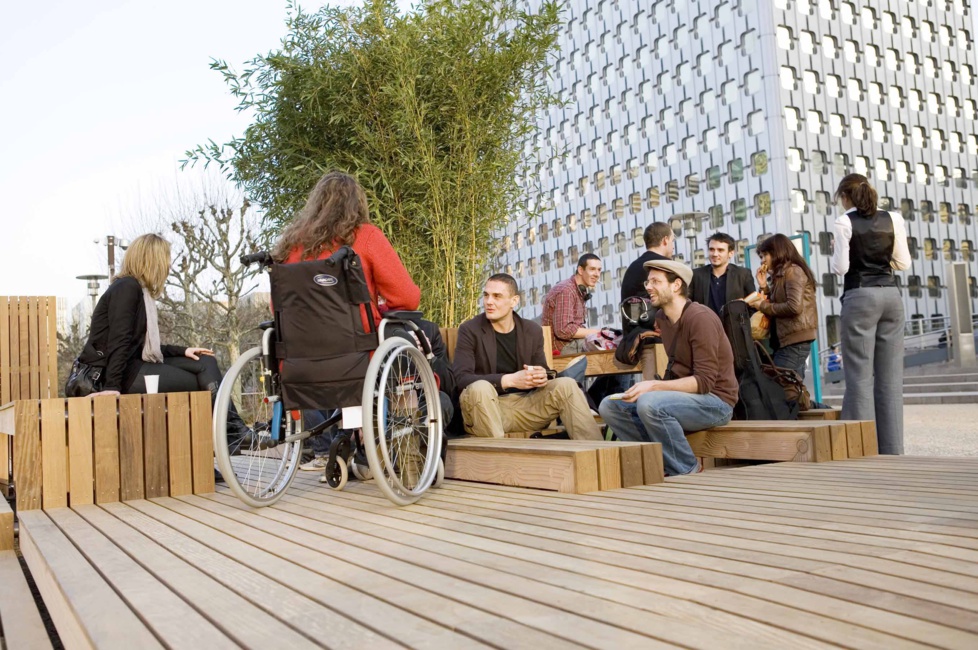 Mobilier urbain en bois Mobilier urbain en bois