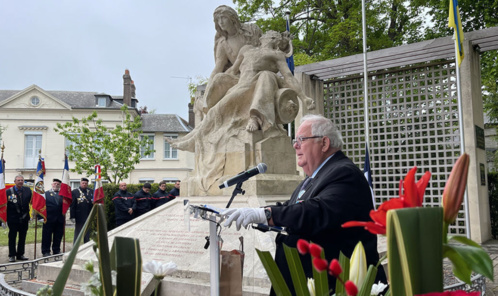 Jean-Pierre Duvéré, inlassable maître des cérémonies patriotiques Jean-Pierre Duvéré, inlassable maître des cérémonies patriotiques