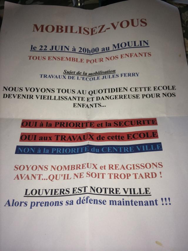 Conseil municipal : le maire se moque des parents d'élèves