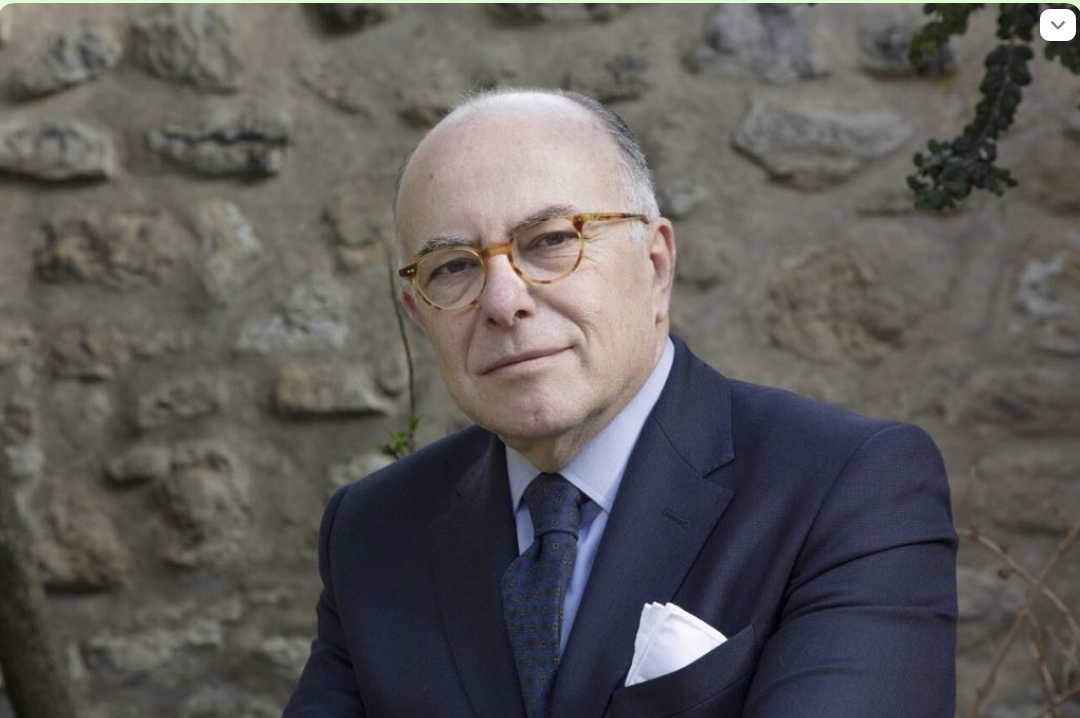 Bernard Cazeneuve de retour à Cherbourg pour un entretien exceptionnel face à la presse
