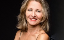 Dr Sylvie COLOMBANI-CLAUDEL, Présidente d'Hypnose 33, Coordinatrice du DIU Hypnose médicale clinique et thérapeutique de Bordeaux.