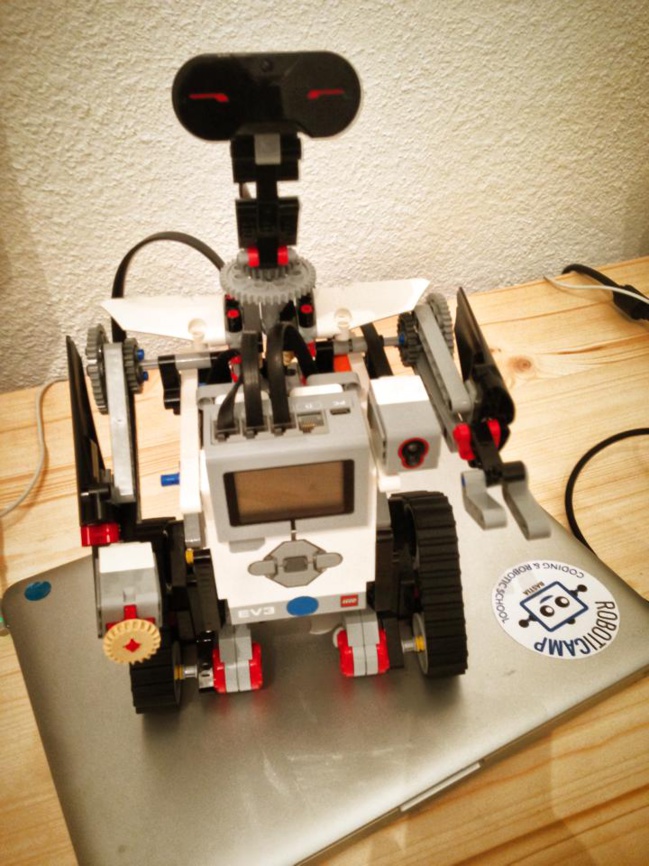 RobotiCamp primé au Global Junior Challenge RobotiCamp primé au Global Junior Challenge