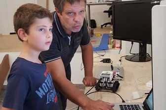 RobotiCamp sur RCFM dans esprit d'entreprise