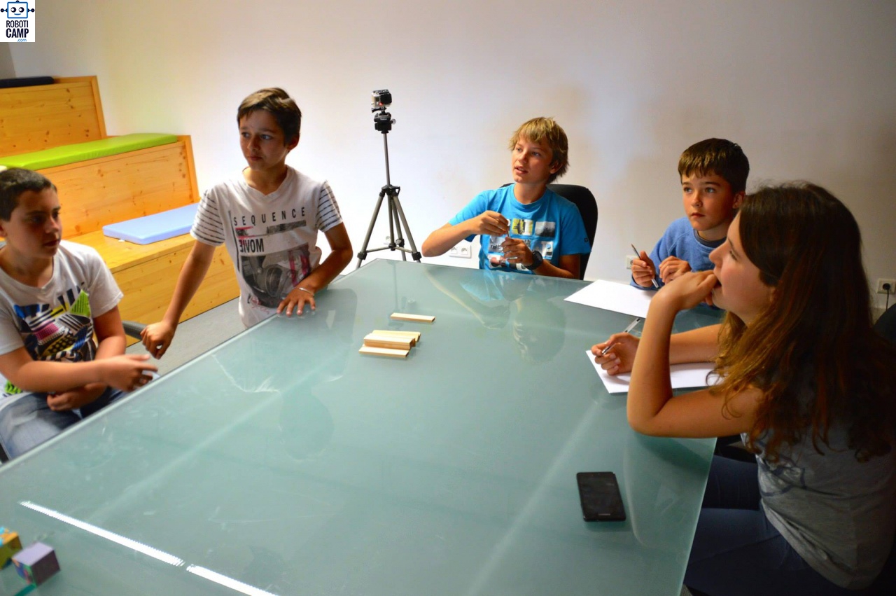 10380183_10152455944754288_2094105240887692854_o 10380183_10152455944754288_2094105240887692854_o