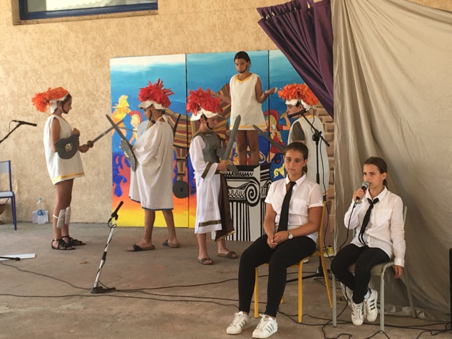 Teatru à a scola Toussaint Massoni