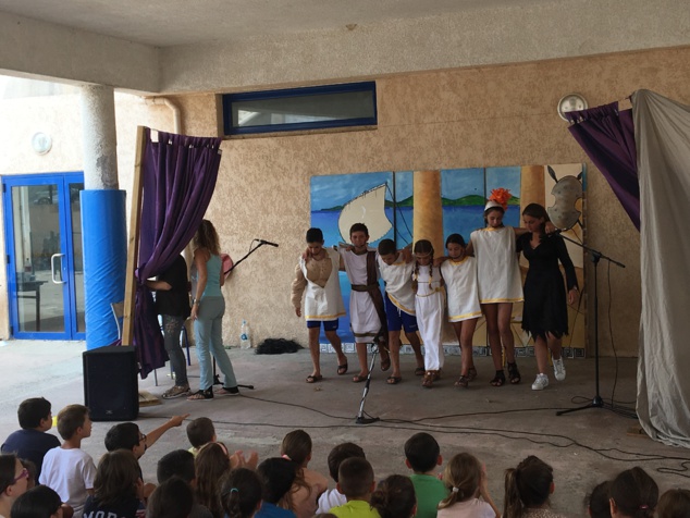 Teatru à a scola Toussaint Massoni