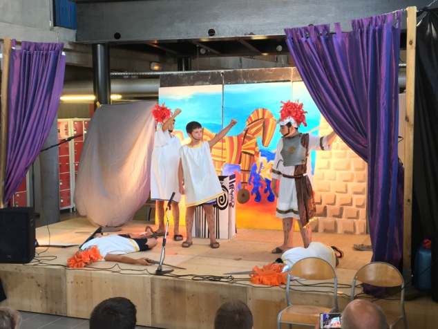 Teatru in cullegiu !