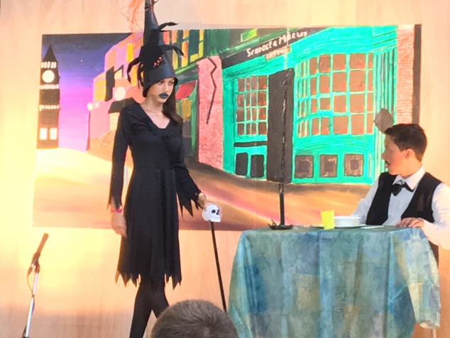 Teatru in corsu è in inglese