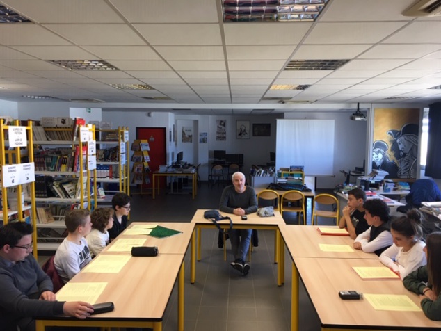 Henri Olmeta era l'invitatu di a webradio di u cullegiu Henri Olmeta era l'invitatu di a webradio di u cullegiu