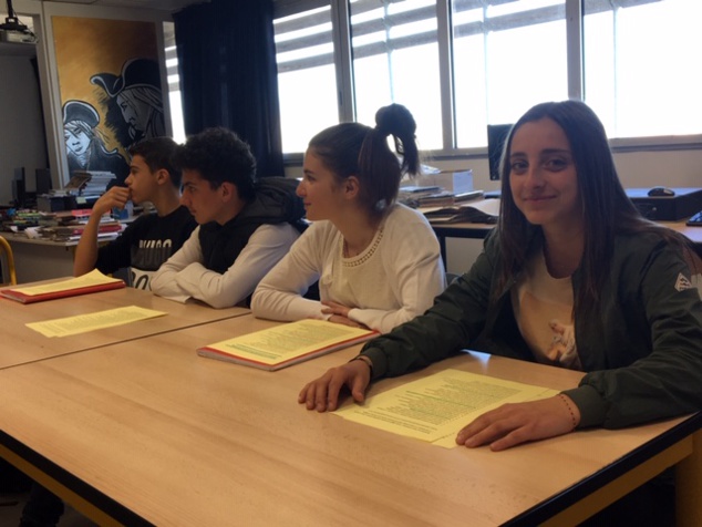 Henri Olmeta era l'invitatu di a webradio di u cullegiu Henri Olmeta era l'invitatu di a webradio di u cullegiu