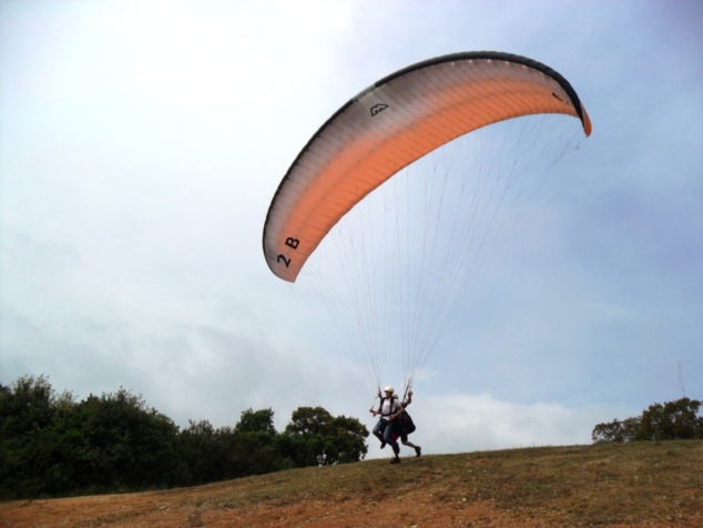 Scuperta di l'attività parapendita