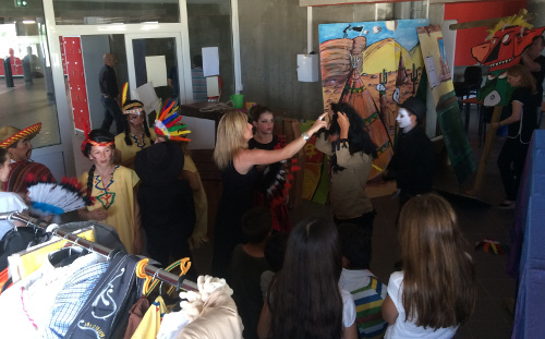 I ritratti di a pezza di teatru à u cullegiu