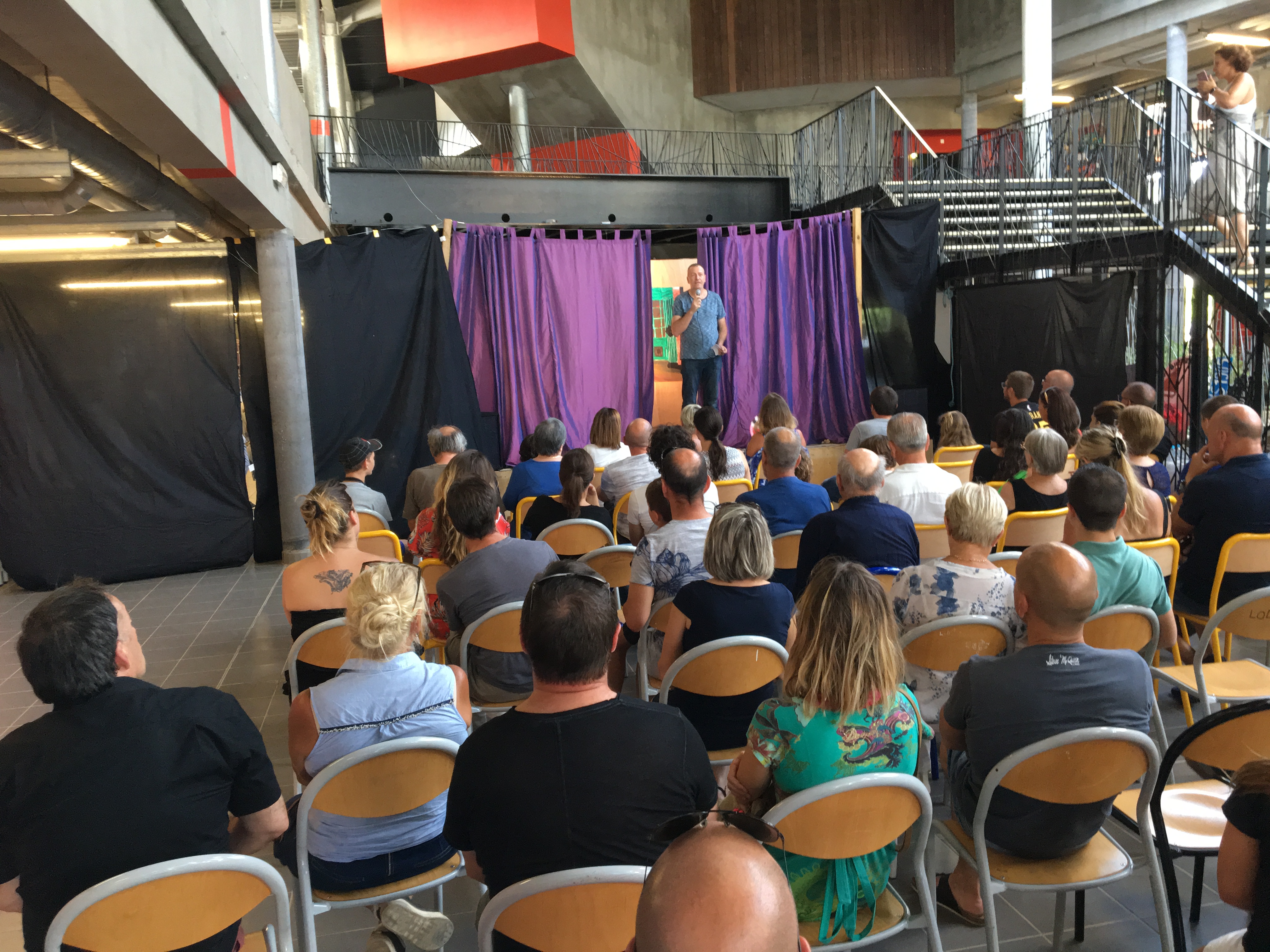 Teatru in cullegiu !