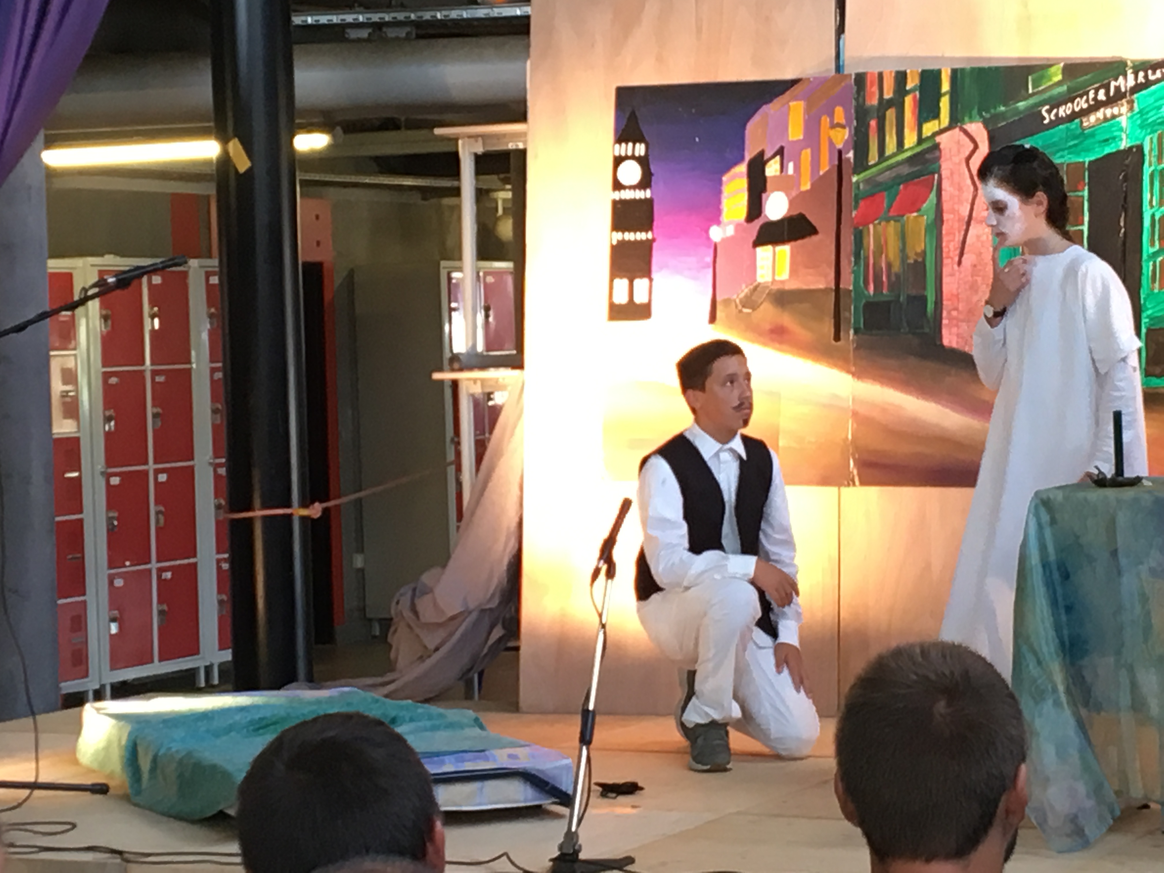 Teatru in corsu è in inglese