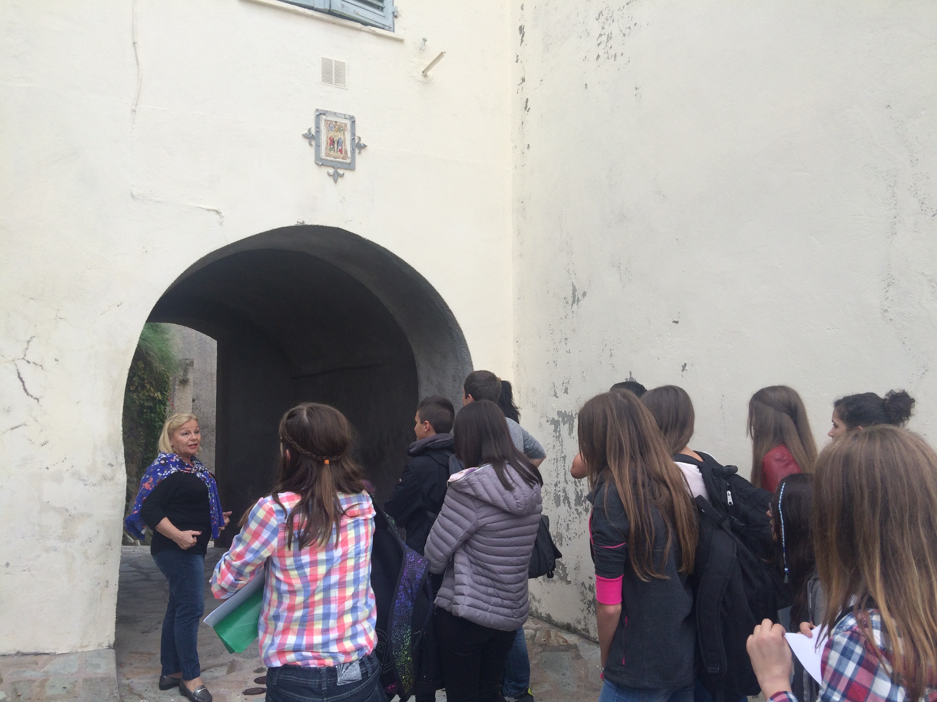 Lucile ci hà fattu visità u paese di Biguglia cù u castellu
