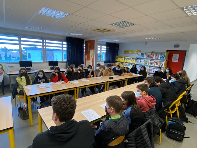 U deputatu Michele Castellani era l'invitatu di u cullegiu