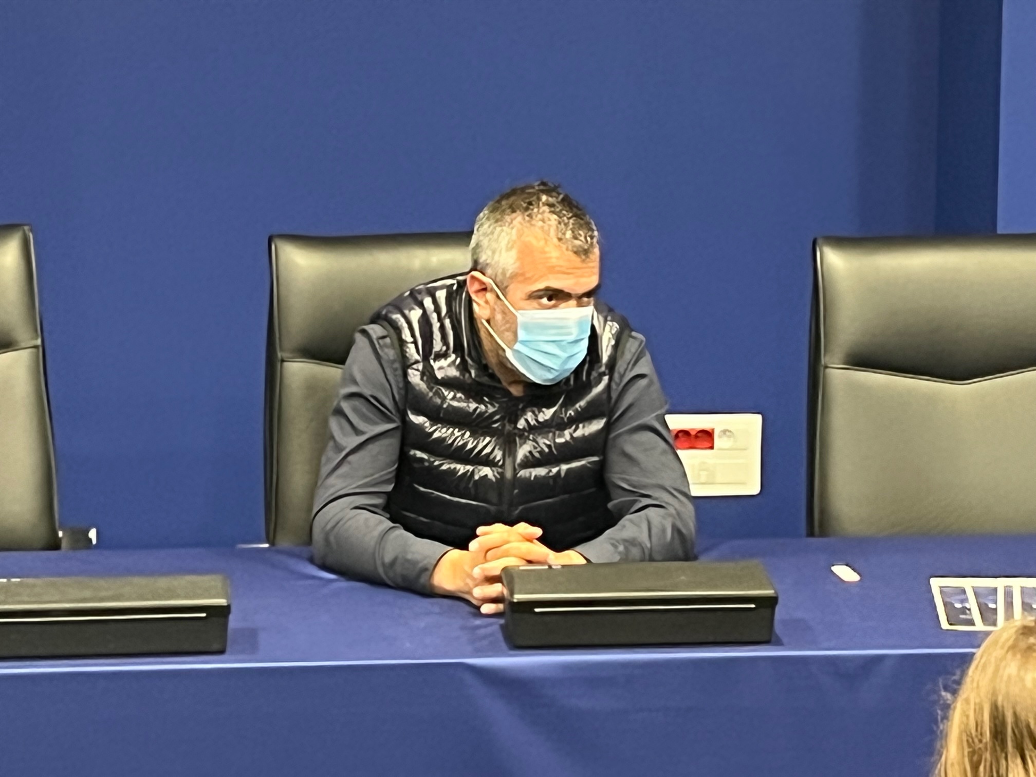 Avemu intervistatu à Antone Aiello