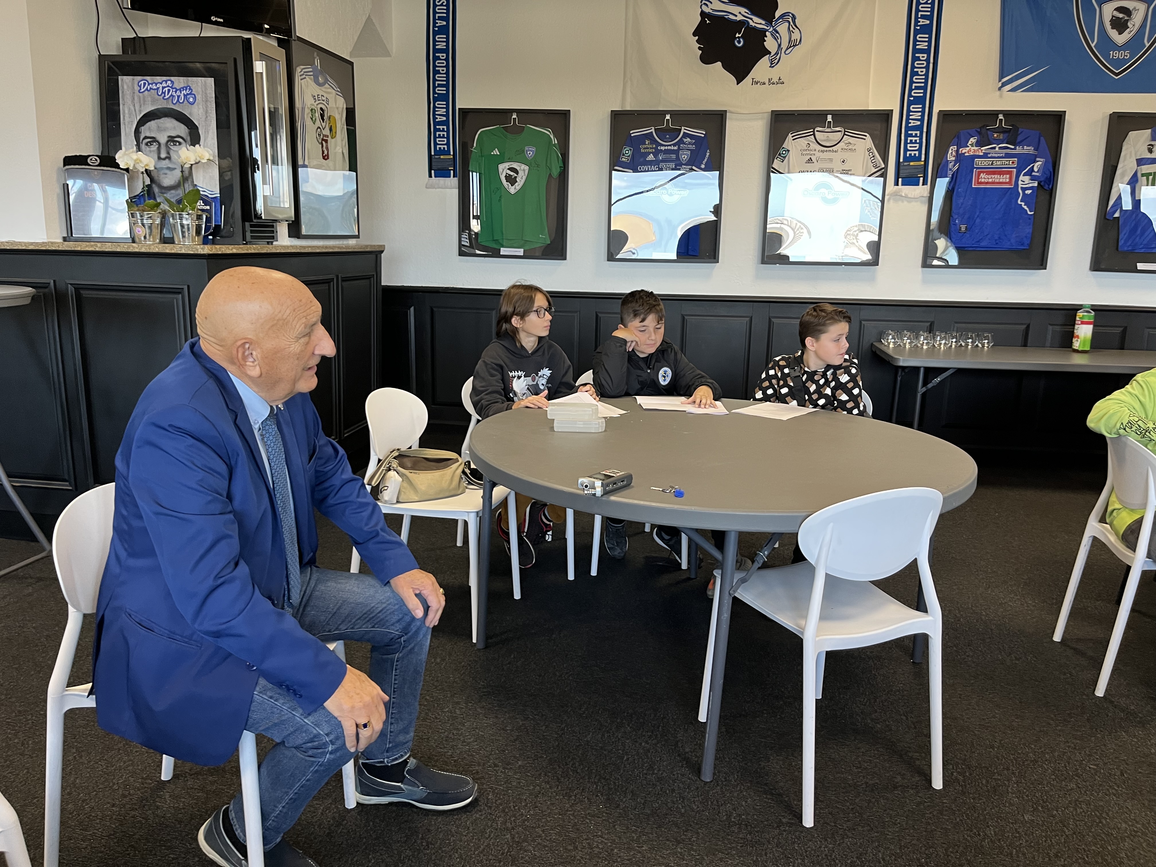 Avemu intervistatu à Jo Bonavita