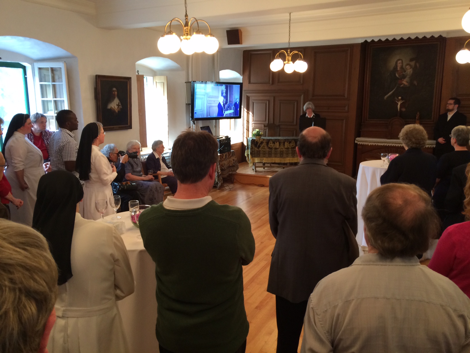 Au Vieux monastère des Ursulines à Québec, lancement du volume "Les Ursulines de Québec. Espaces et mémoire" de Christine Cheyrou le 10 juin 2015. (Crédits photo H. Giguère)
