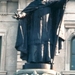 Statue du monument érigé à François de Laval en 1908
