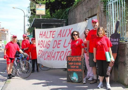 650 km à vélo entre Paris et Strasbourg pour dénoncer les abus psychiatriques - août 2011
