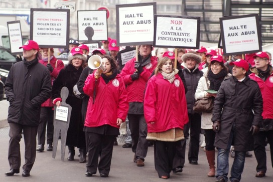 Manifestation contre le Congrès de l'Encéphale