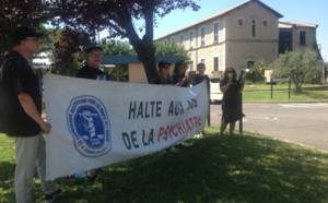 Manifestation de la CCDH devant le Centre Hospitalier de Montfavet à Avignon samedi 21 juillet à 14h30