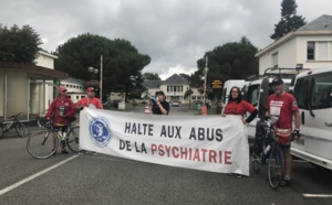 Raid à vélo contre les abus psychiatriques ! 500 kms parcourus à vélo et 9 manifestations devant les  hôpitaux psychiatriques se trouvant sur l’itinéraire