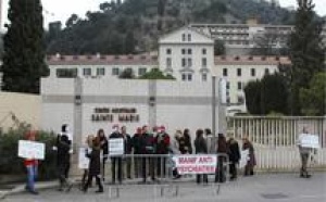 Manifestation contre les internements abusifs à Sainte-Marie de Nice