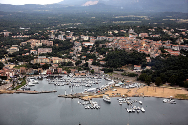 La marine de Porto-Vecchio La marine de Porto-Vecchio
