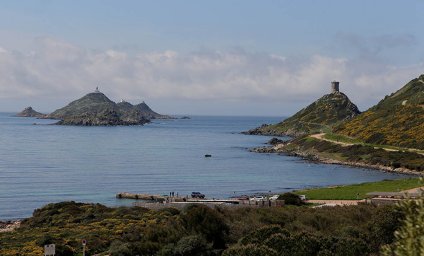 Ajaccio : hors du temps le long de la presqu’île de la Parata