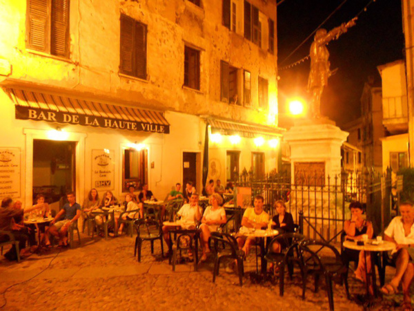 Le Bar de la Haute Ville