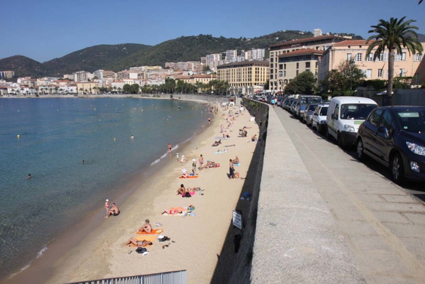 A la ville comme à la mer à Ajaccio A la ville comme à la mer à Ajaccio