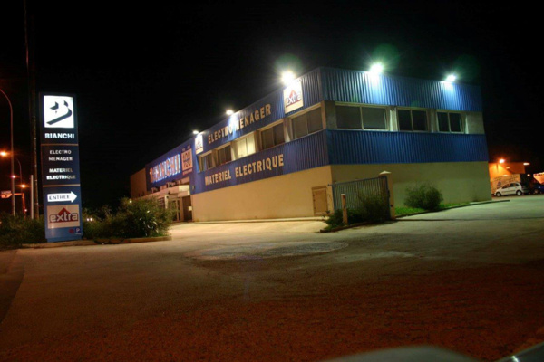 Bianchi : matériel électrique et électroménager Bianchi : matériel électrique et électroménager