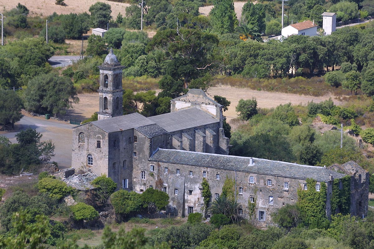 Le couvent Saint-François à Oletta