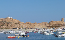 Balade entre les îles rousses en kayak