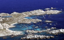 Le sentier des Lavezzi