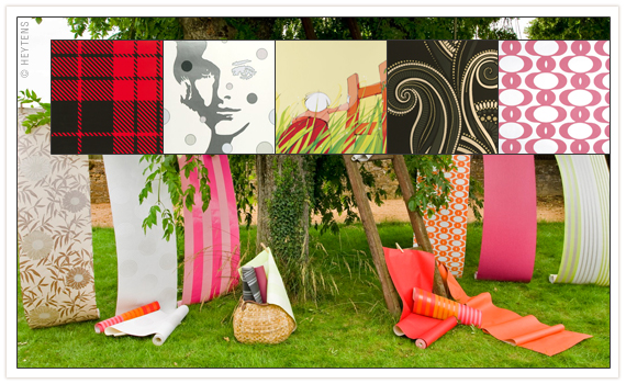 | LE PAPIER-PEINT JOUE L'EXERCICE DE STYLE