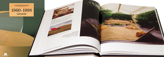 DES LIVRES AU PIED DU SAPIN