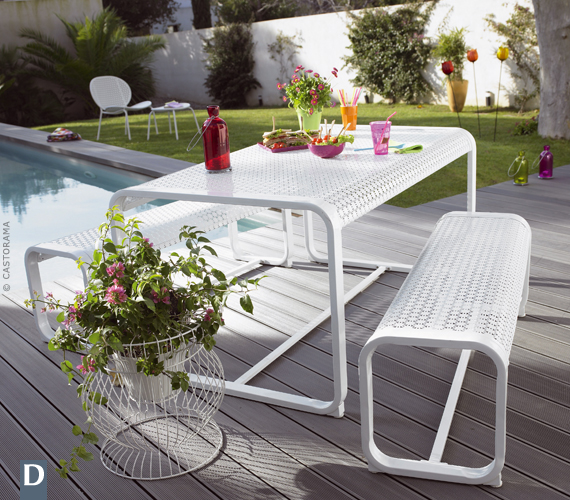 16 TABLES POUR DINERS EN EXTÉRIEUR