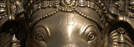 | LE KITCH NE RESUME PAS L'INDE !